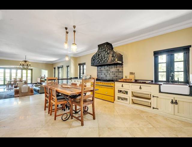 6 BEDROOM HOUSE FOR SALE IN DAINFERN VALLEY ESTATE